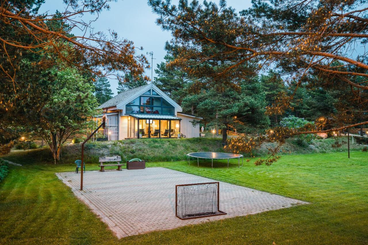 Juras Krasti Idille Villa Jurmalciems Exterior photo
